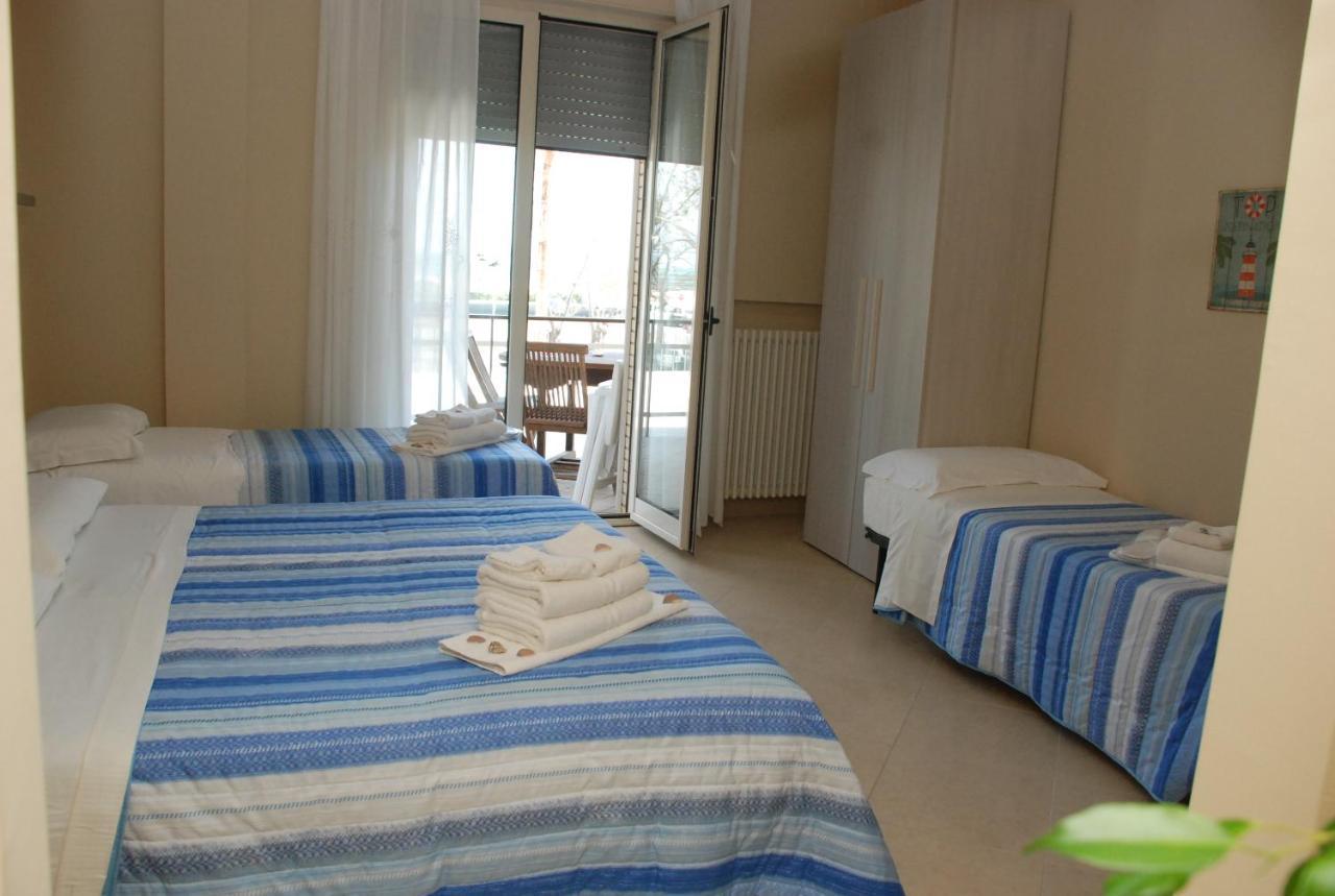 B&B La Regina Di ริมินี ภายนอก รูปภาพ