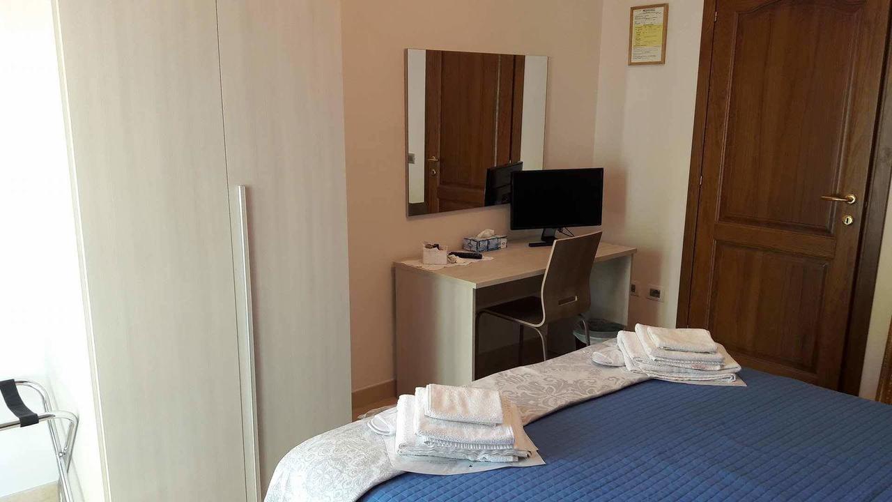 B&B La Regina Di ริมินี ภายนอก รูปภาพ