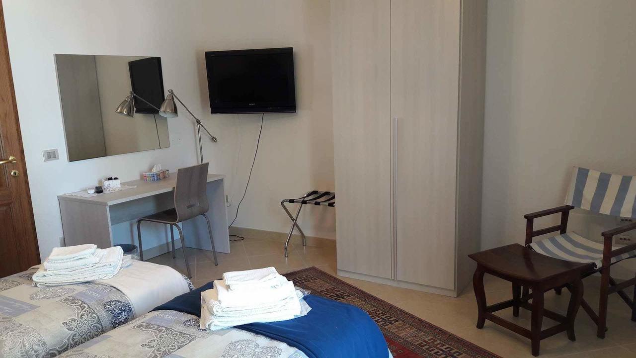 B&B La Regina Di ริมินี ภายนอก รูปภาพ